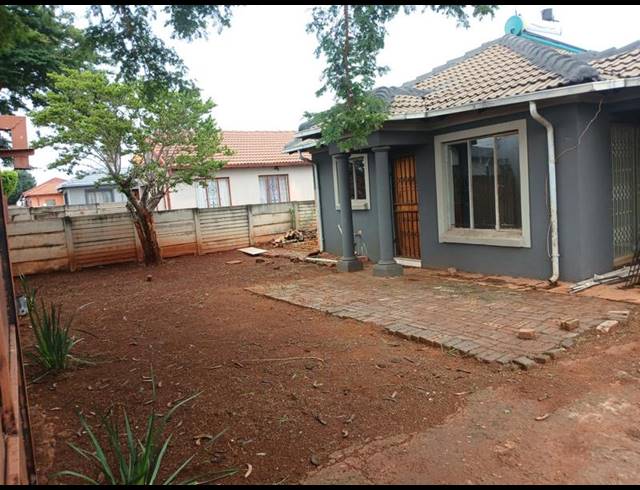 3 BEDROOM PROPERTY TO RENT IN THE ORCHARDS